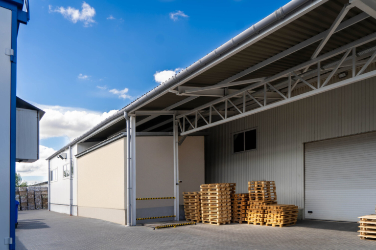 898